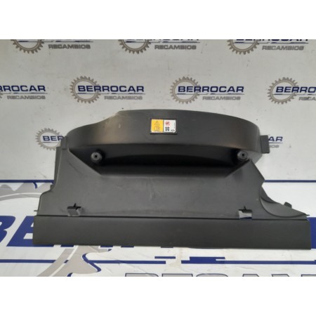 Recambio de moldura lateral para land rover discovery referencia OEM IAM PGK500085V6  