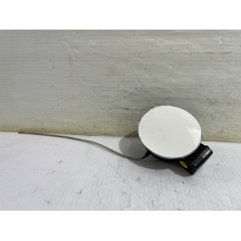 Recambio de tapa exterior combustible para skoda yeti active referencia OEM IAM 5L6809857  