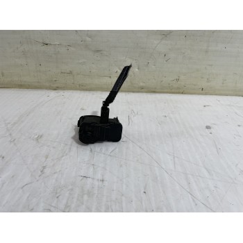 Recambio de motor tapa combustible para skoda yeti active referencia OEM IAM 7P0810773D  