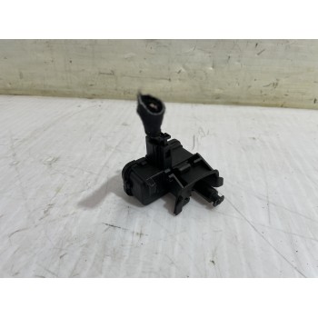 Recambio de motor tapa combustible para skoda yeti active referencia OEM IAM 7P0810773D  