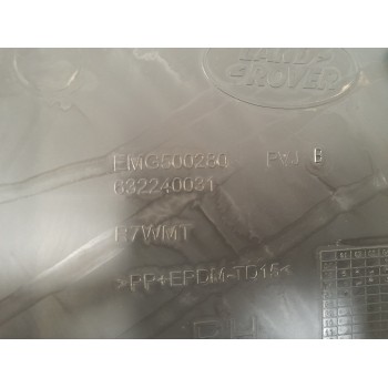 Recambio de moldura lateral para land rover discovery referencia OEM IAM 632240031  