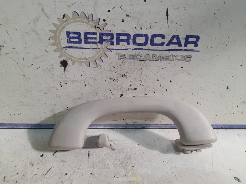 Recambio de asidero techo para peugeot 5008 2.0 blue-hdi fap referencia OEM IAM 9686111180  