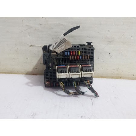 Recambio de caja reles / fusibles para peugeot 508 allure referencia OEM IAM 9674917380  