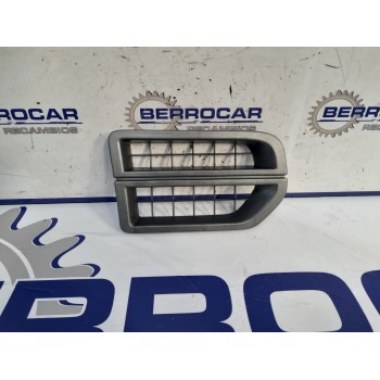 Recambio de moldura para land rover discovery referencia OEM IAM JAK000064  