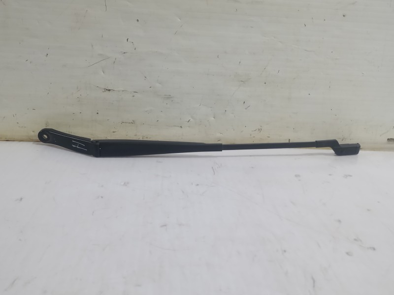 Recambio de brazo limpia delantero izquierdo para peugeot 508 allure referencia OEM IAM 9686437680  