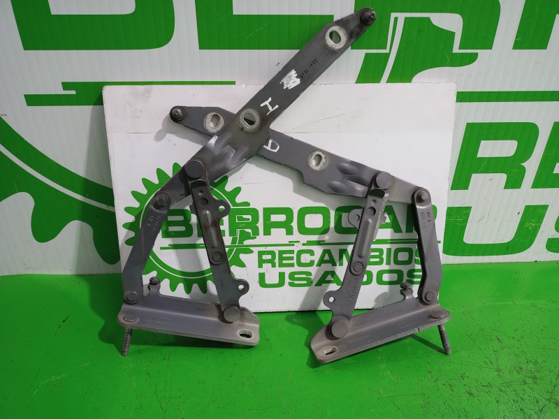 Recambio de bisagras capot para land rover range rover sport 3.6 td v8 referencia OEM IAM BKB780021 / BKB780031  