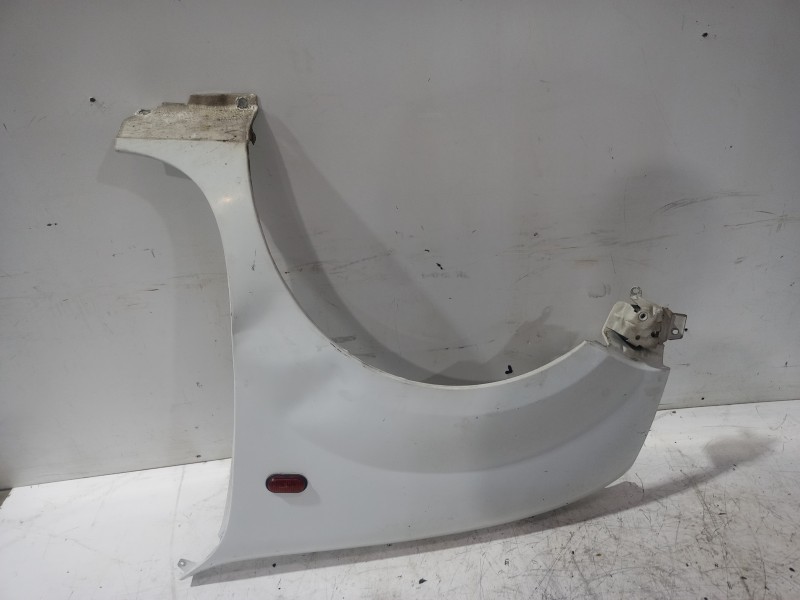 Recambio de aleta delantera izquierda para renault kangoo (f/kc0) alize referencia OEM IAM 7751691052  