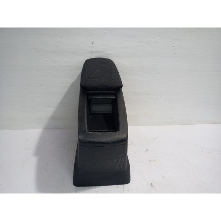 Recambio de apoyabrazos central para renault scenic iii bose edition referencia OEM IAM 8127320  
