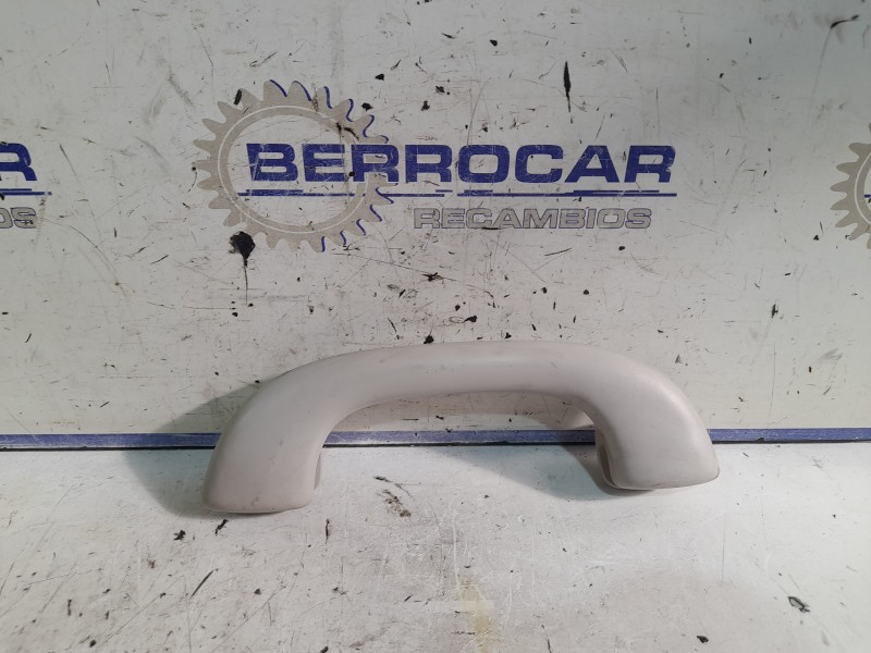 Recambio de asidero techo para peugeot 5008 2.0 blue-hdi fap referencia OEM IAM 9686109880  