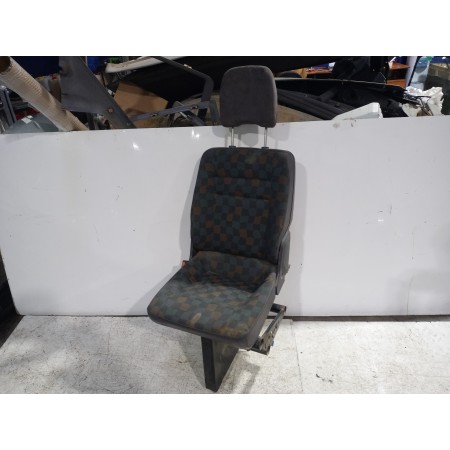 Recambio de asientos trasero izquierdo para mercedes-benz vito (w638) caja cerrada 112 cdi  (638.094) referencia OEM IAM A000919