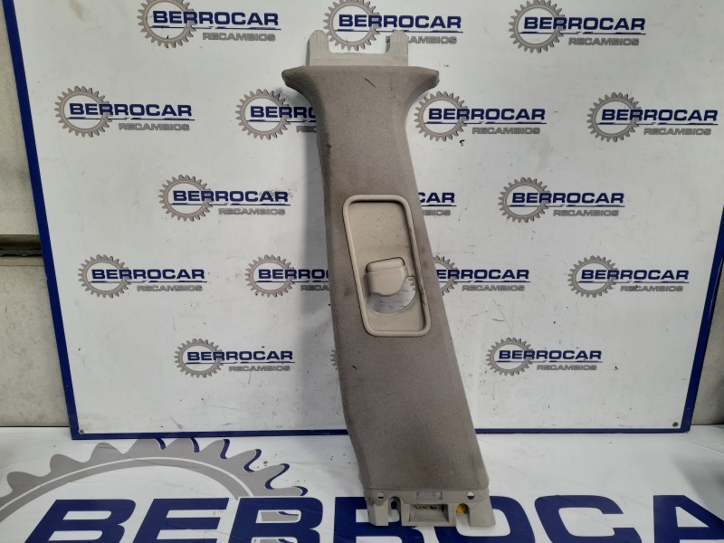 Recambio de moldura lateral para land rover range rover sport referencia OEM IAM 631240012  