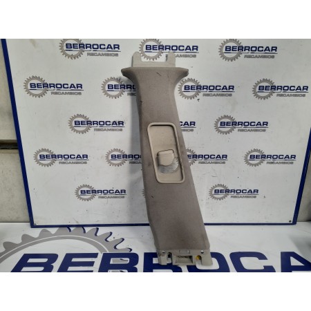 Recambio de moldura lateral para land rover range rover sport referencia OEM IAM 631240012  