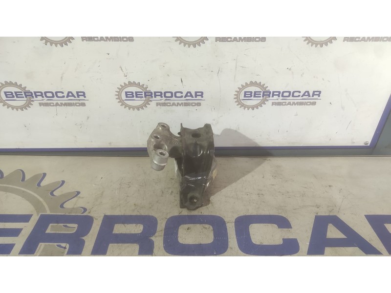Recambio de soporte motor para peugeot 208 1.6 blue-hdi fap referencia OEM IAM 9683181180  