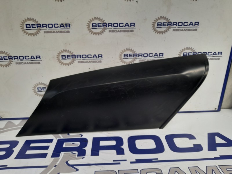Recambio de moldura lateral para land rover range rover sport referencia OEM IAM DDG000175  