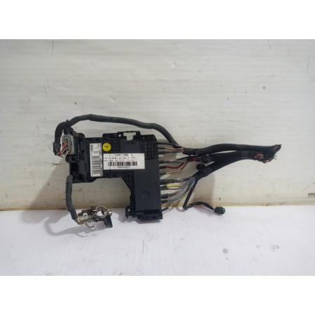Recambio de caja reles / fusibles para peugeot 508 allure referencia OEM IAM 9665877980  