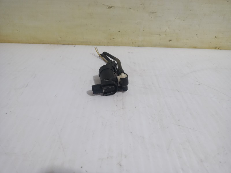 Recambio de bomba limpia para ford focus lim. (cb4) business referencia OEM IAM 1357105  