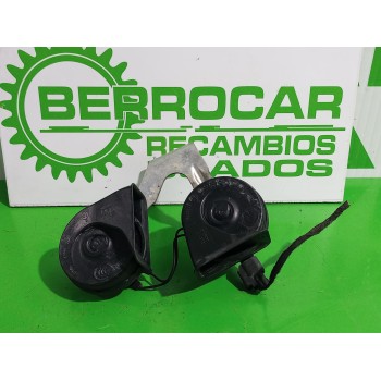 Recambio de claxon para opel insignia berlina 2.0 cdti cat referencia OEM IAM E30055306  