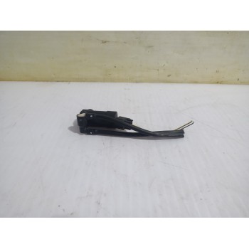 Recambio de bomba limpia para ford focus lim. (cb4) business referencia OEM IAM 1357105  