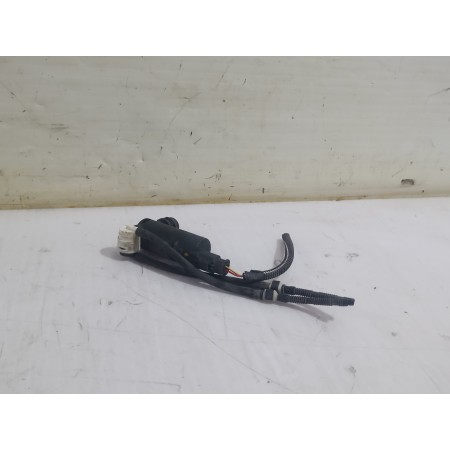 Recambio de bomba limpia para peugeot 508 allure referencia OEM IAM 9672630780  