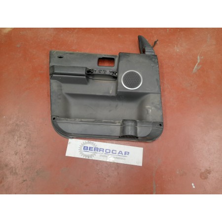 Recambio de guarnecido puerta delantera izquierda para land rover discovery referencia OEM IAM DDC500051  