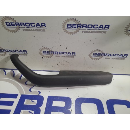 Recambio de moldura lateral para seat exeo berlina (3r2) 2.0 tdi referencia OEM IAM 3R0867410A  