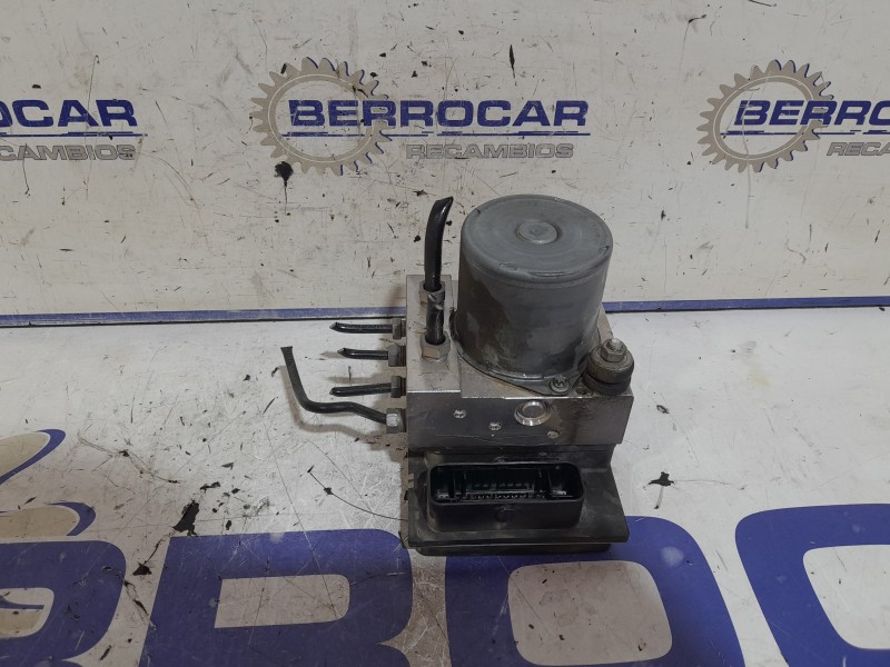 Recambio de abs para peugeot 5008 2.0 blue-hdi fap referencia OEM IAM 9666848380  