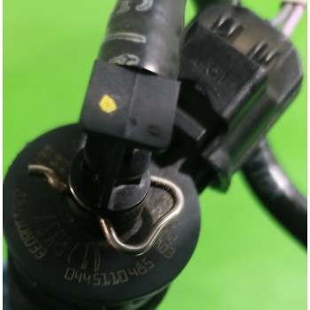 Recambio de inyector para renault kangoo profesional referencia OEM IAM 0445110485  