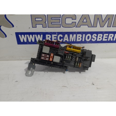 Recambio de caja reles / fusibles para mercedes-benz clase e (w212) lim. 2.1 cdi cat referencia OEM IAM 168298  