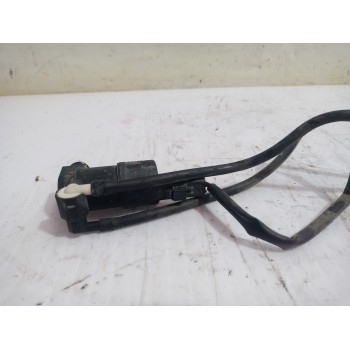 Recambio de bomba limpia para peugeot 207 confort referencia OEM IAM 681155  