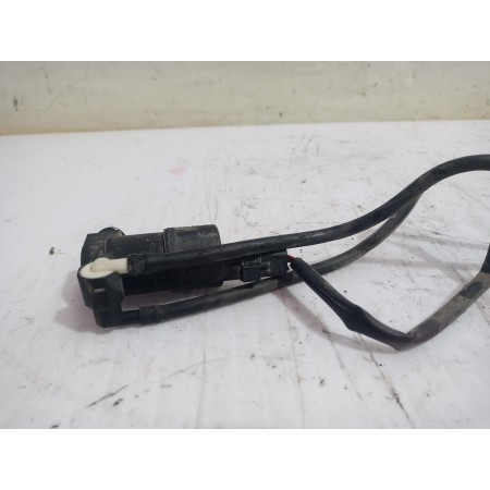 Recambio de bomba limpia para peugeot 207 confort referencia OEM IAM 681155  