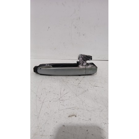 Recambio de maneta exterior trasera izquierda para toyota yaris (_p9_) 1.33 vvt-i (nsp90_) referencia OEM IAM 692110D070  