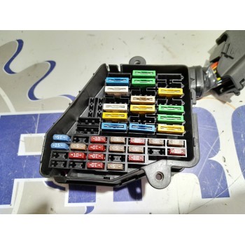 Recambio de caja reles / fusibles para seat exeo berlina (3r2) 2.0 tdi referencia OEM IAM 8D1941824  