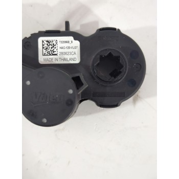 Recambio de motor apertura trampilla para dacia duster (hm_) 1.0 tce 90 referencia OEM IAM T32096B  