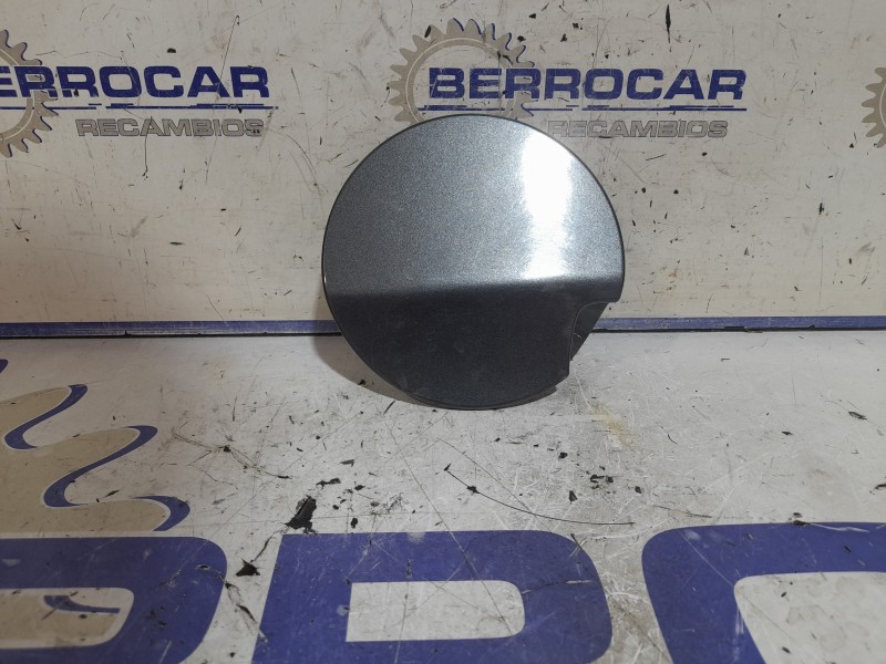 Recambio de tapa exterior combustible para peugeot 5008 2.0 blue-hdi fap referencia OEM IAM 9684164880  