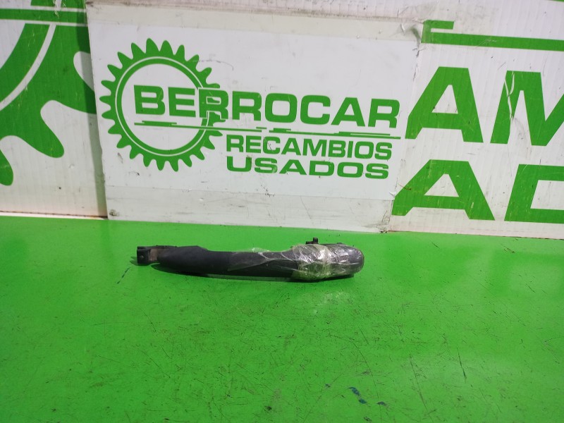 Recambio de maneta exterior delantera derecha para renault kangoo profesional referencia OEM IAM 7701478188  