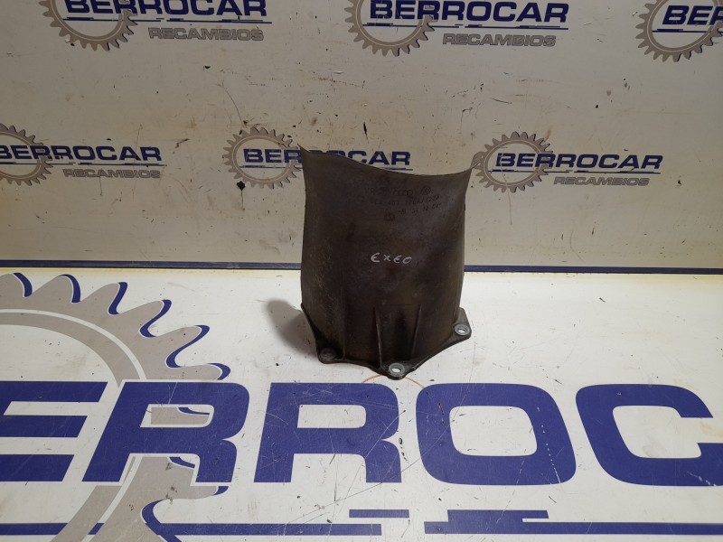 Recambio de plancha anticalorica para seat exeo berlina (3r2) 2.0 tdi referencia OEM IAM 8E0407720A  