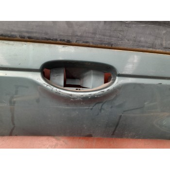 Recambio de paragolpes trasero para peugeot 206 berlina 1.9 diesel referencia OEM IAM 9628638277  