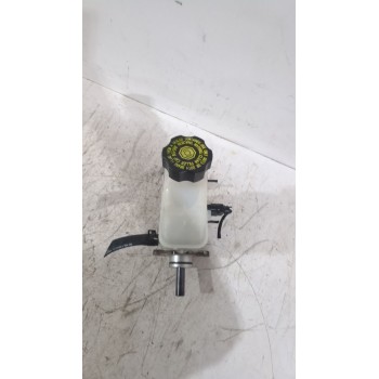 Recambio de bomba freno para kia cee´d hatchback (ed) 1.6 crdi 90 referencia OEM IAM 585101H000DS  