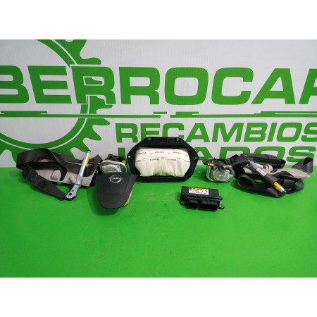 Recambio de kit airbag para opel insignia berlina 2.0 cdti cat referencia OEM IAM 13505596  