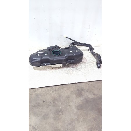 Recambio de deposito combustible para hyundai i20 iii (bc3, bi3) 1.0 t-gdi referencia OEM IAM 31150Q0000  