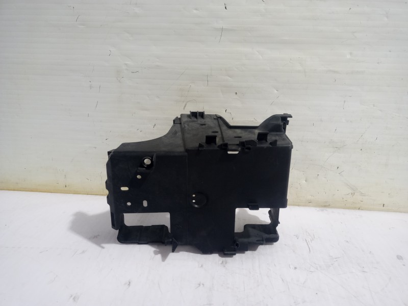 Recambio de soporte bateria para peugeot 508 allure referencia OEM IAM 9686709280  