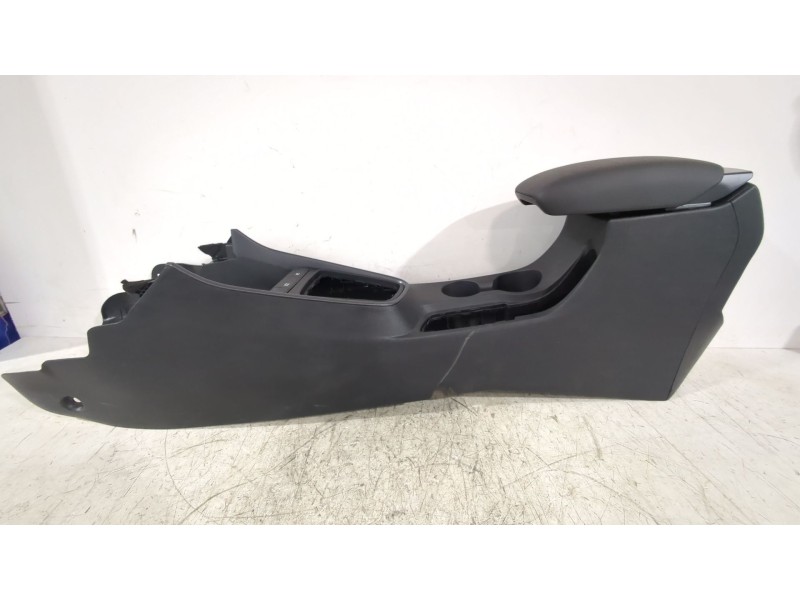 Recambio de consola central para hyundai i20 iii (bc3, bi3) 1.0 t-gdi referencia OEM IAM 84611Q0100NNB  