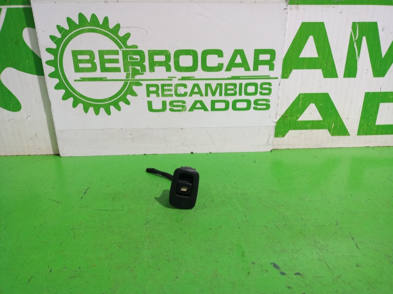 Recambio de mando elevalunas trasero derecho para citroën c4 grand picasso exclusive referencia OEM IAM 96639378ZD  
