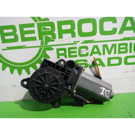 Recambio de motor elevalunas delantero izquierdo para ford fiesta (cbk) ambiente referencia OEM IAM 0130821938  