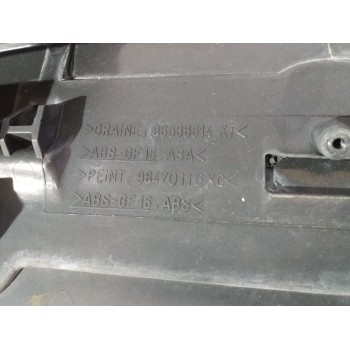 Recambio de aleron trasero para citroën c4 berlina referencia OEM IAM 96470116  