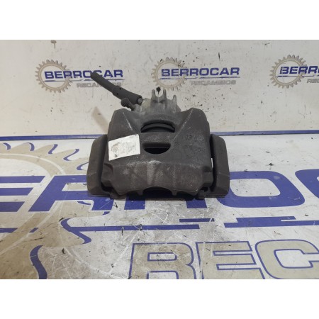 Recambio de pinza de freno delantera derecha para peugeot 5008 2.0 blue-hdi fap referencia OEM IAM 4401 Q3  