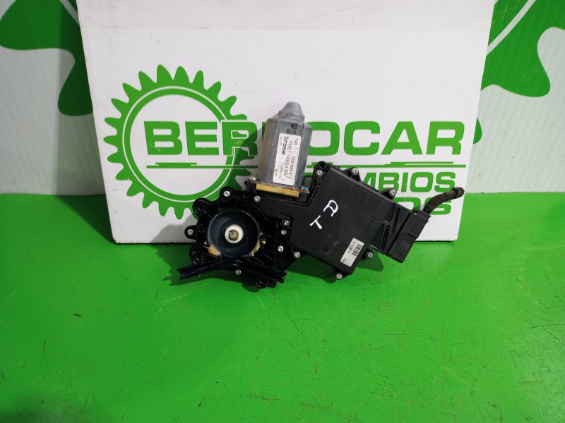 Recambio de motor elevalunas trasero derecho para seat alhambra (7v9) 2.0 tdi referencia OEM IAM YM2114533BA  