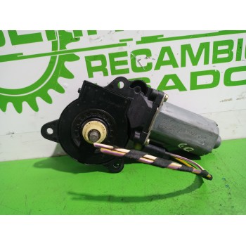 Recambio de motor elevalunas delantero derecho para ford fiesta (cbk) ambiente referencia OEM IAM 0130821939  