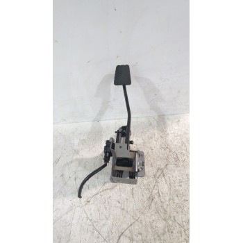 Recambio de pedal embrague para hyundai i20 iii (bc3, bi3) 1.0 t-gdi referencia OEM IAM 32802Q0300  