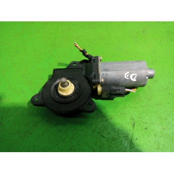 Recambio de motor elevalunas delantero derecho para ford fiesta (cbk) ambiente referencia OEM IAM 0130821939  